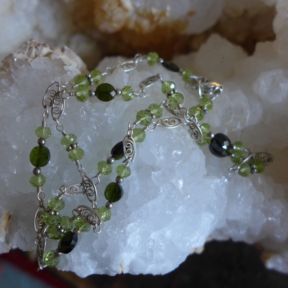 Tourmaline Peridot and Lacy Sterling Silver Necklace Heart Shaped Clasp 18" NWOT